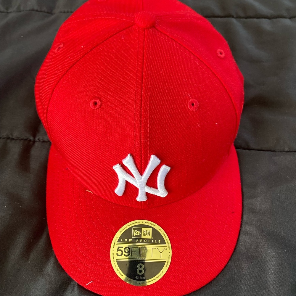 Red kith x yankee collab fitted hat